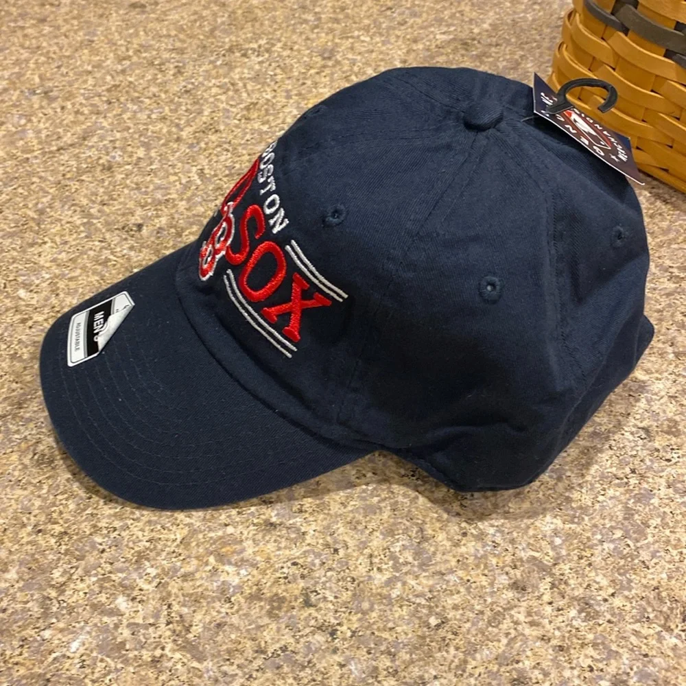 NWT Boston Red Sox Baseball Cap Hat Men’s One Size fits All Adjustable